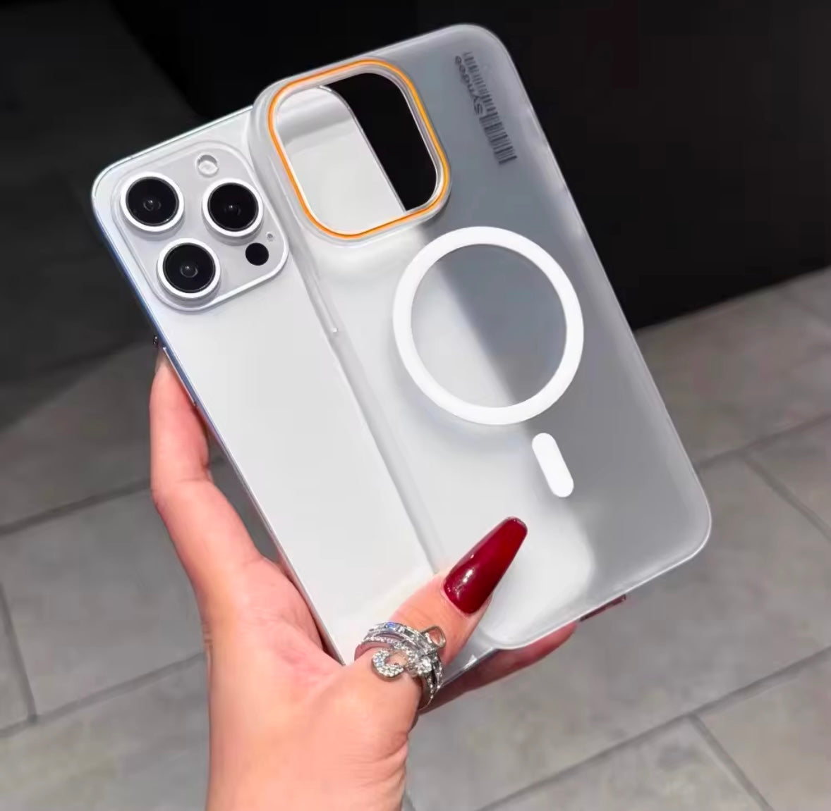 Gizmi Frosted Transparent iPhone Case with MagSafe Charging & Camera Lens Protection
